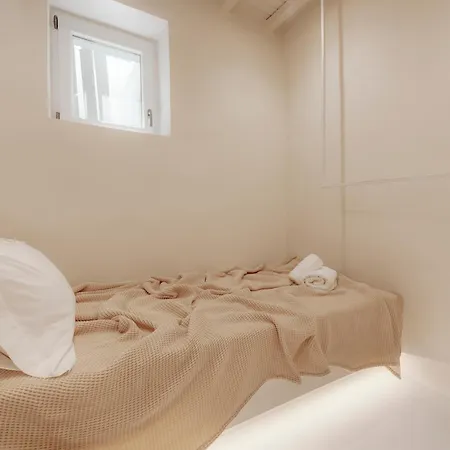 White Syros * Ermoupoli