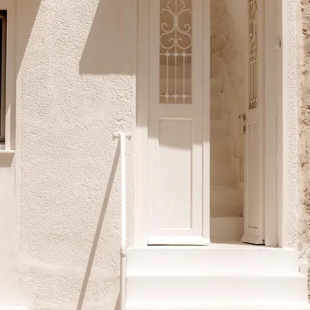 White Syros *