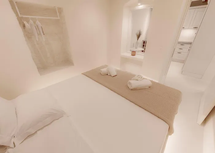 White Syros Ermoupoli